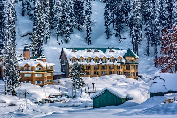 Hotel Khyber Gulmarg